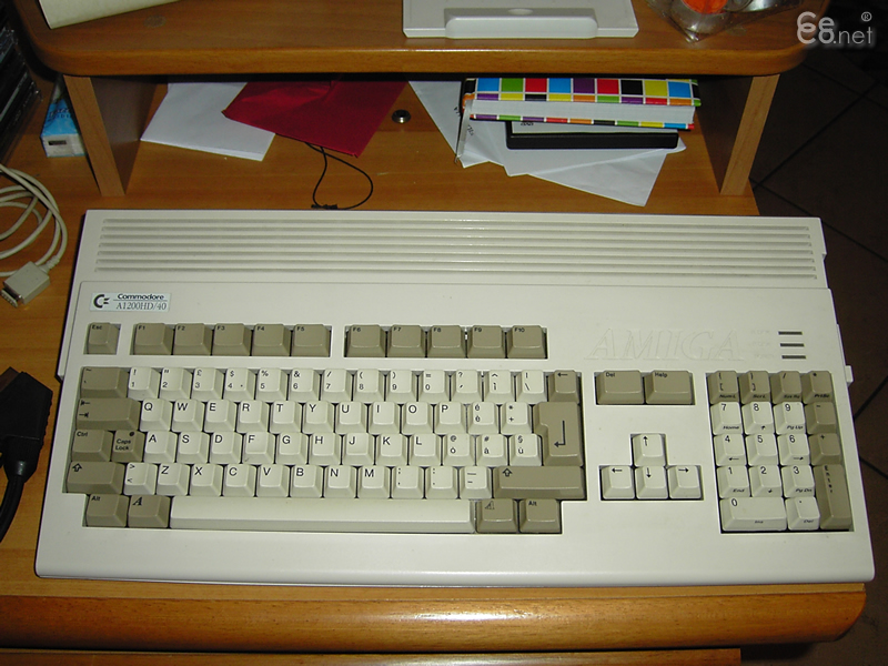 Commodore Amiga 1200 con HD da 40 Gb