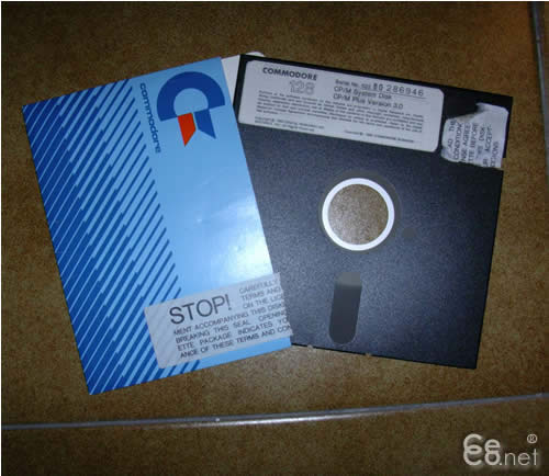 Copie disco CP/M 3.0 (2 floppy) per C 128