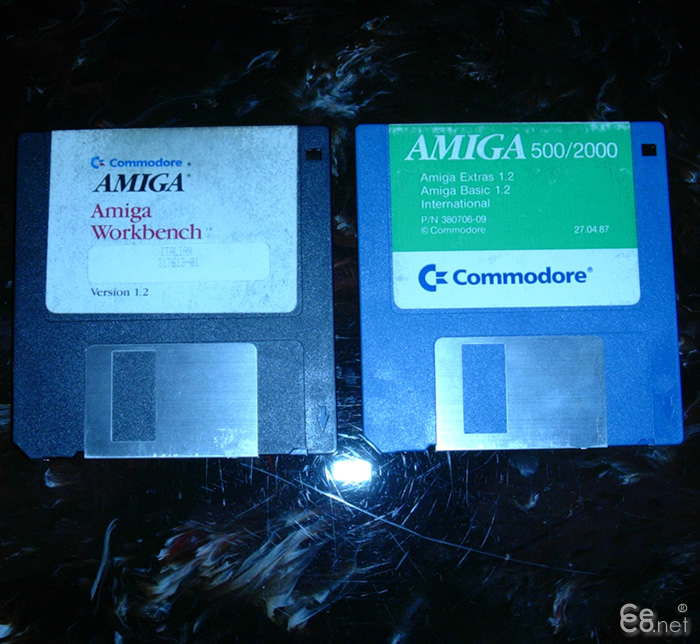 Workbench 1.2 e Amiga Basic 1.2